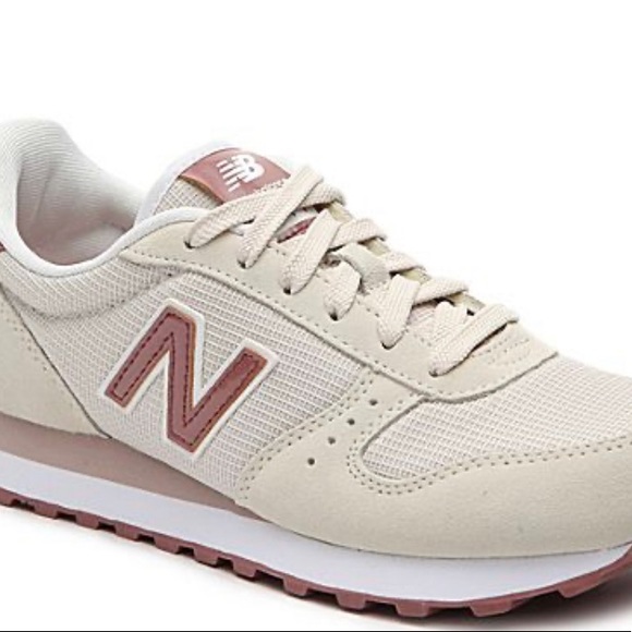 311 SNEAKER - WOMEN'S New balance - Picture 1 of 4